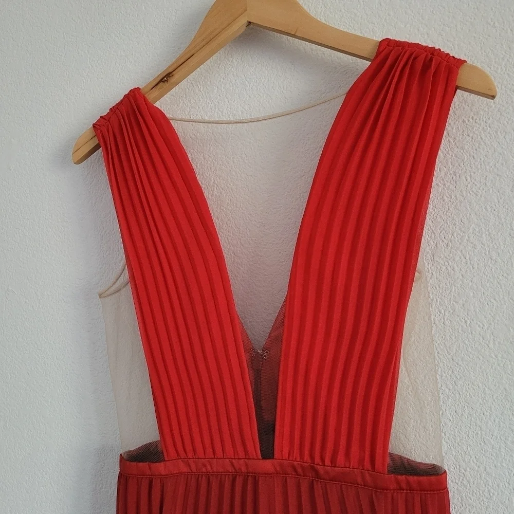 Bebe red ombre pleated double  split illusion bodice formal evening gown - Picture 7 of 13